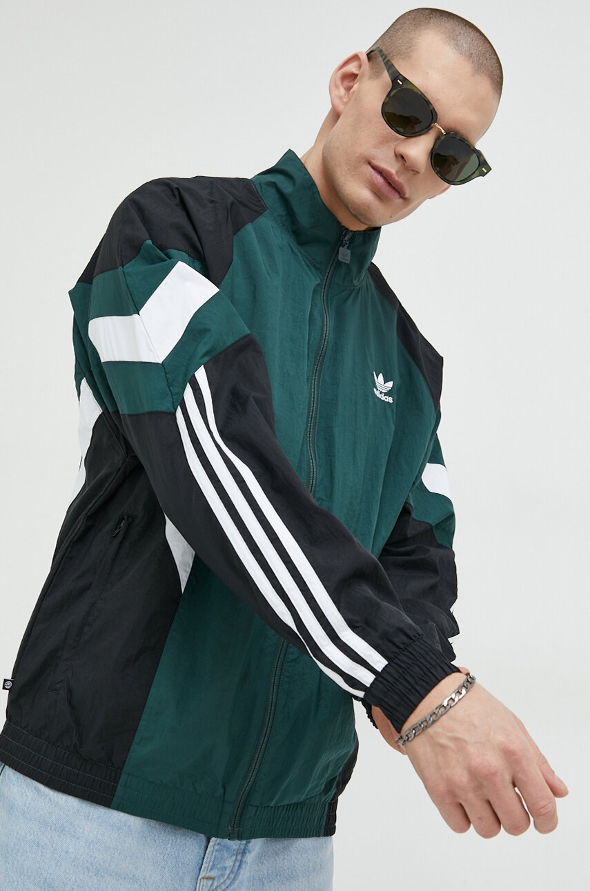 

Яке adidas Originals в зелено с преходна изолация с уголемена кройка, Зелен