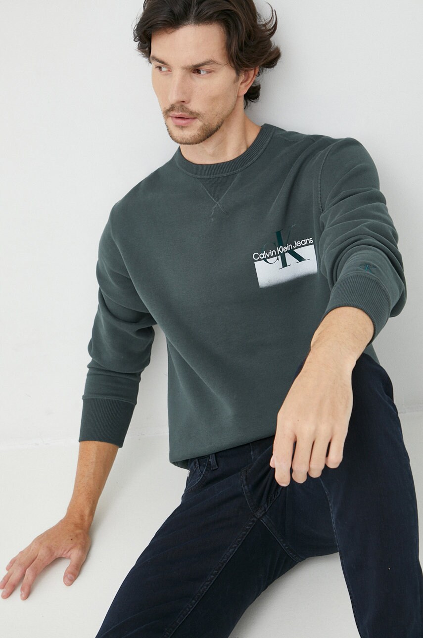 

Суичър Calvin Klein Jeans в зелено с принт, Зелен