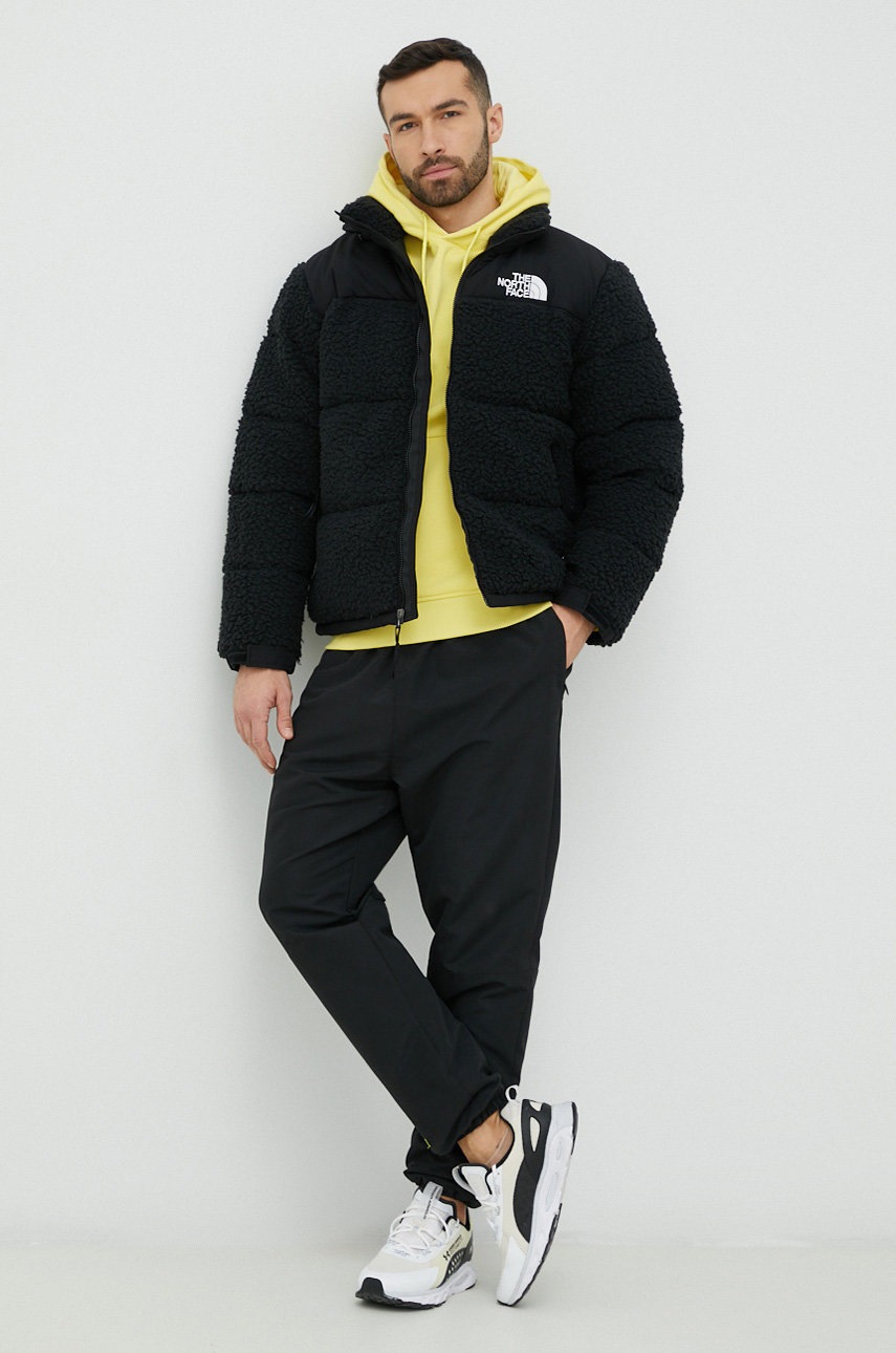 

Хлопковая кофта The North Face мужская цвет жёлтый с капюшоном с принтом