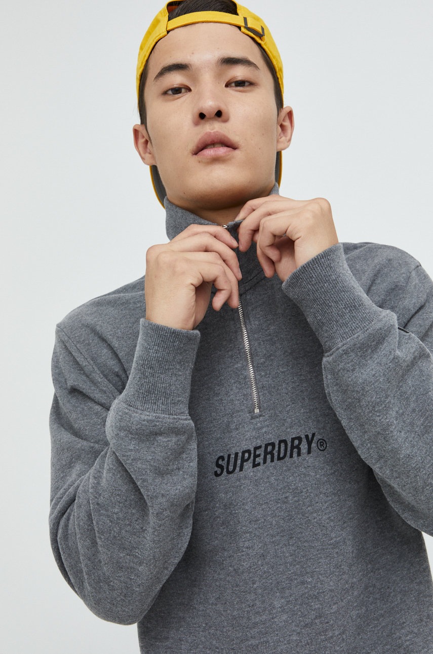 

Суичър Superdry в сиво с принт, Сив