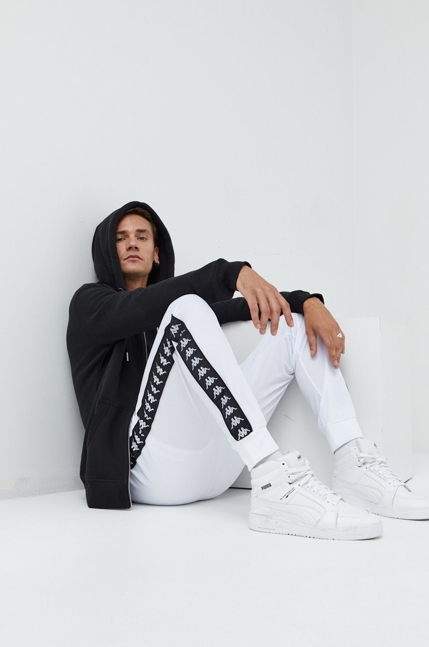 

Кофта Superdry чоловіча колір чорний з капюшоном однотонна