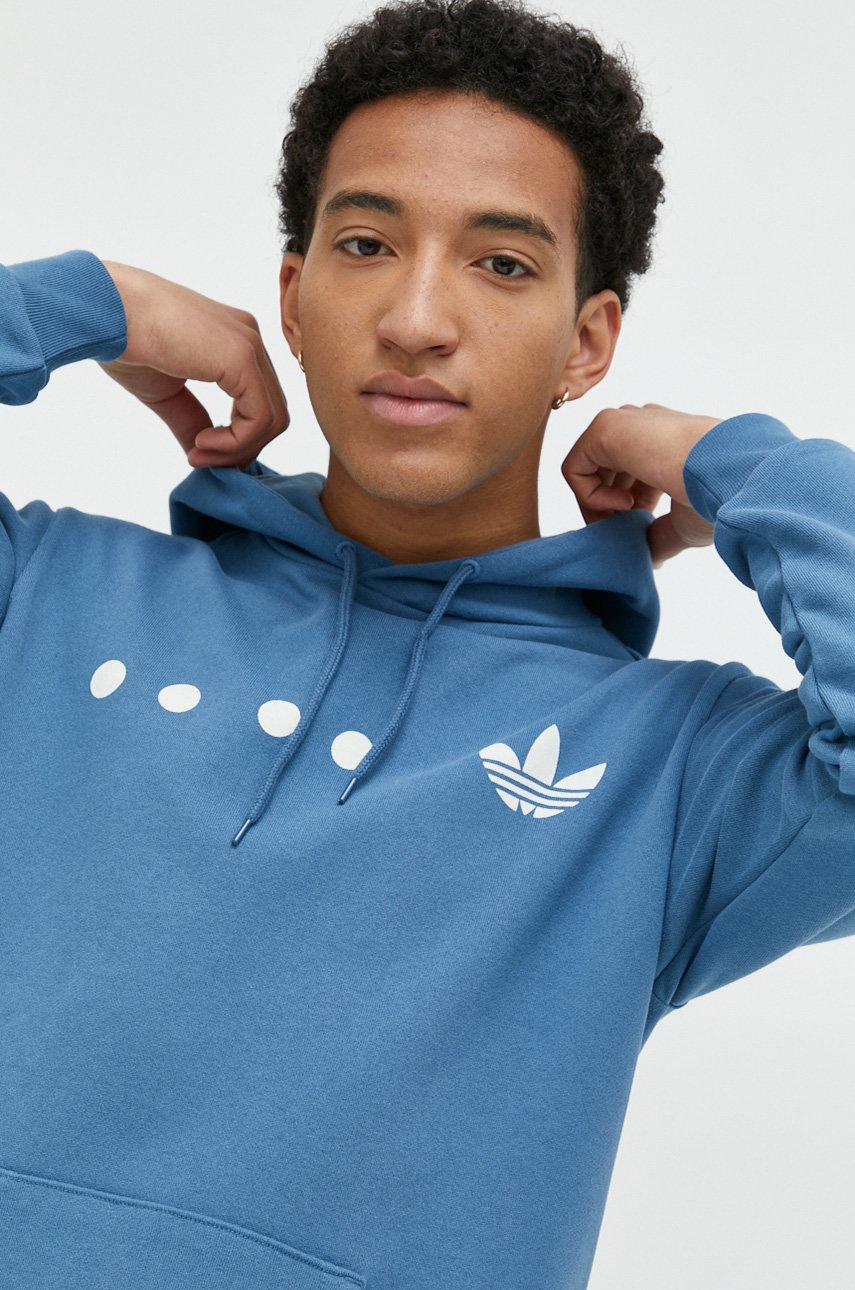 

Памучен суичър adidas Originals с качулка с принт, Син