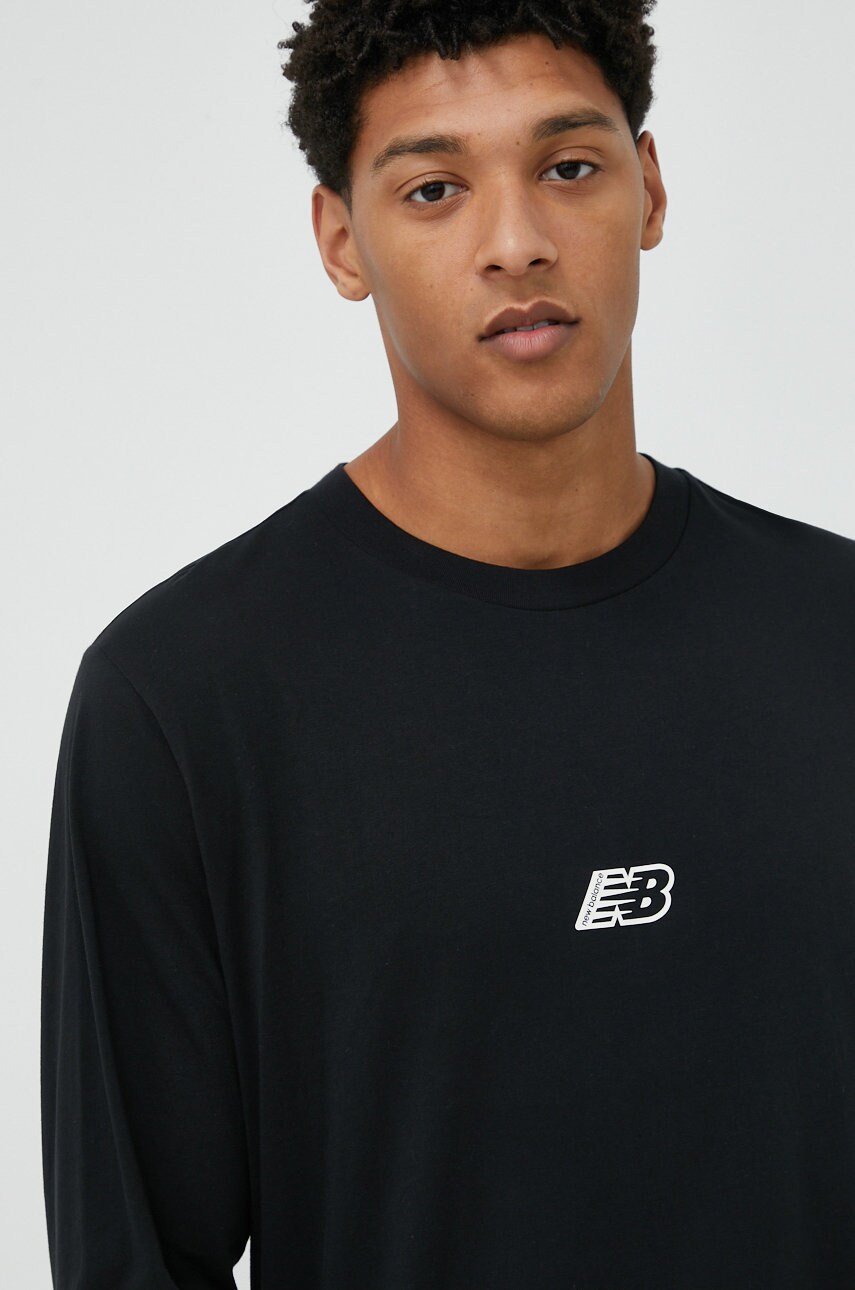 New balance longsleeve din bumbac barbati, culoarea negru, neted