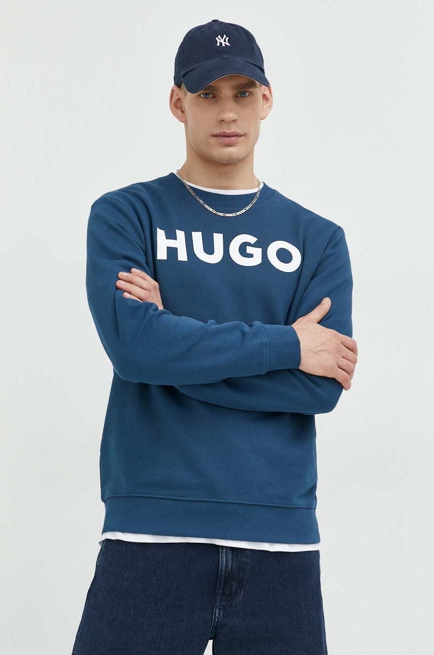 

Памучен суичър HUGO в синьо с принт, Син