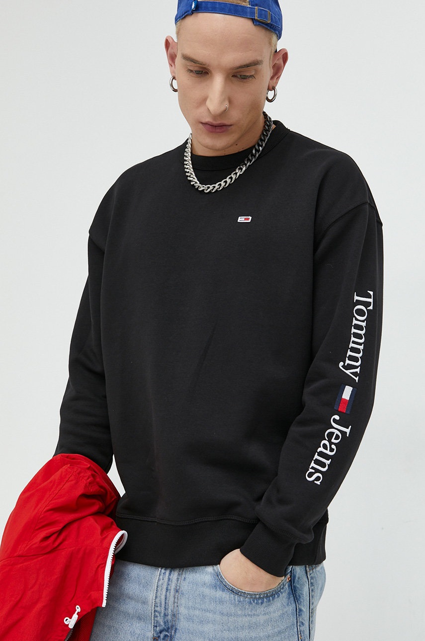 

Суичър Tommy Jeans в черно с апликация, Черен