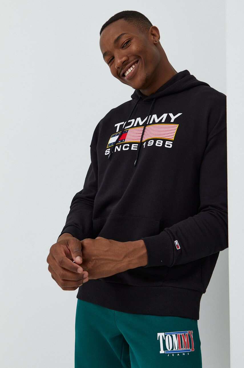 

Хлопковая кофта Tommy Jeans мужская цвет чёрный с аппликацией