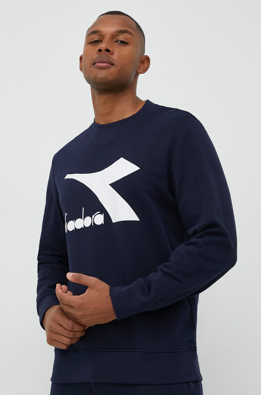 Diadora hanorac de bumbac barbati, culoarea albastru marin, cu imprimeu