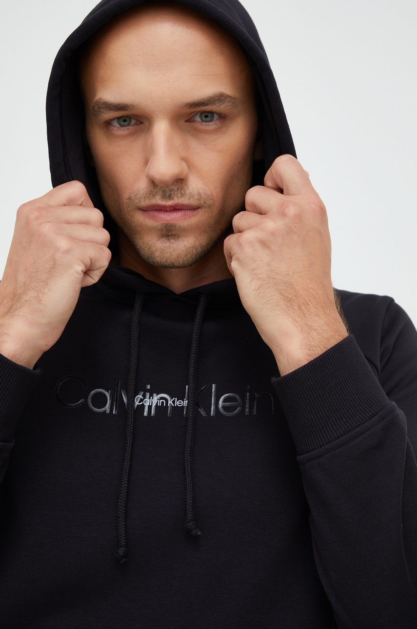 

Спортен суичър Calvin Klein Performance в черно с принт, Черен