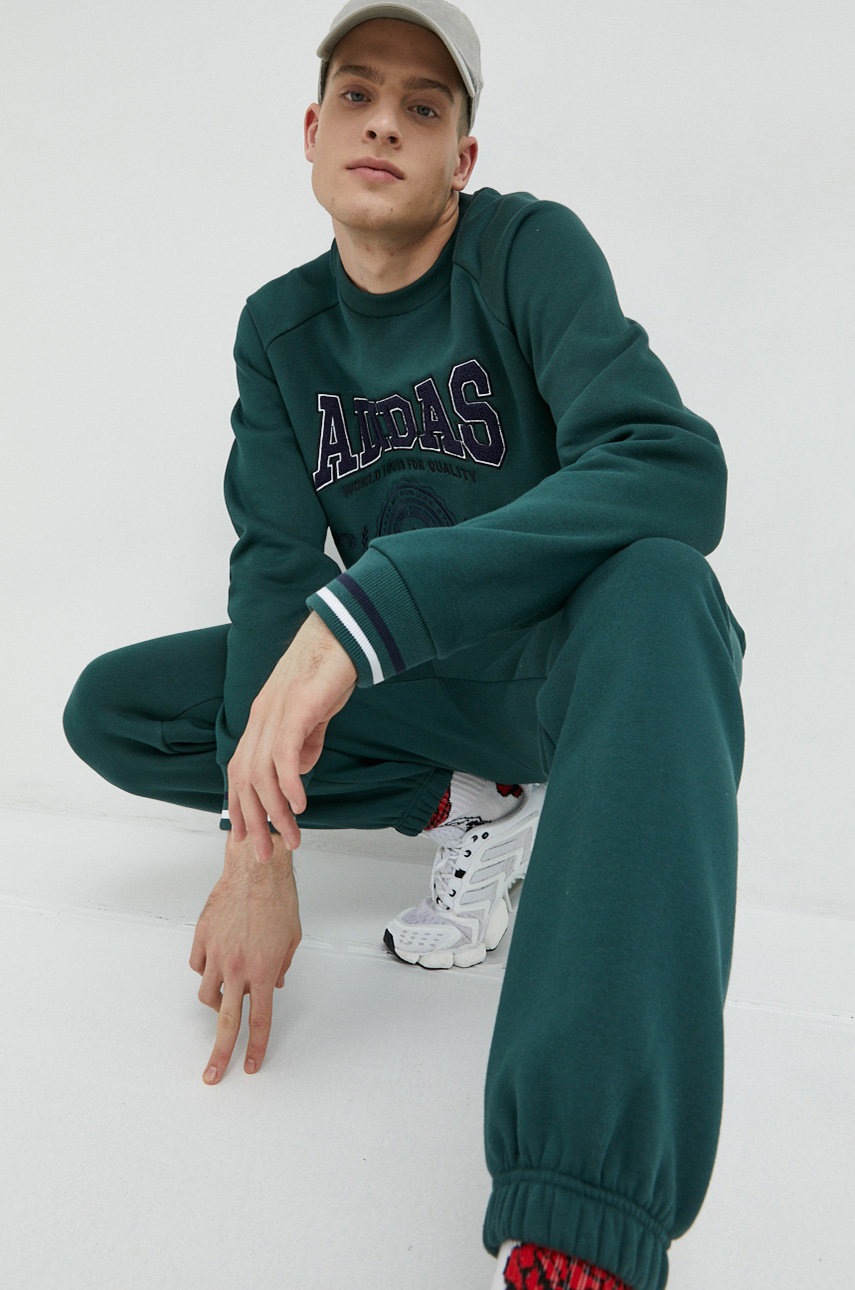 

Суичър adidas Originals в зелено с апликация, Зелен