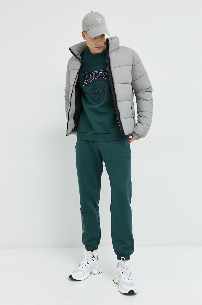 

Кофта adidas Originals чоловіча колір зелений з аплікацією