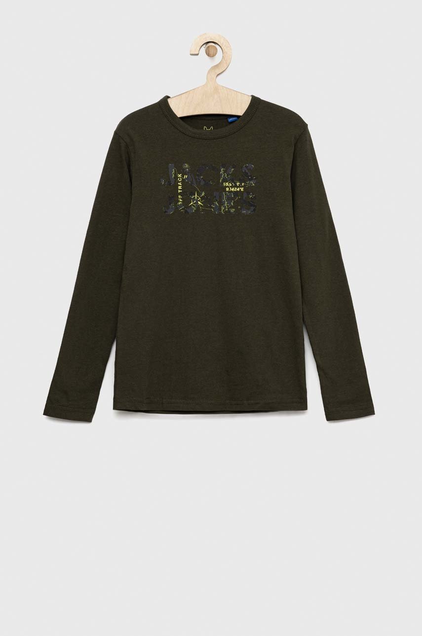 

Хлопковый детский лонгслив Jack & Jones цвет зелёный с принтом