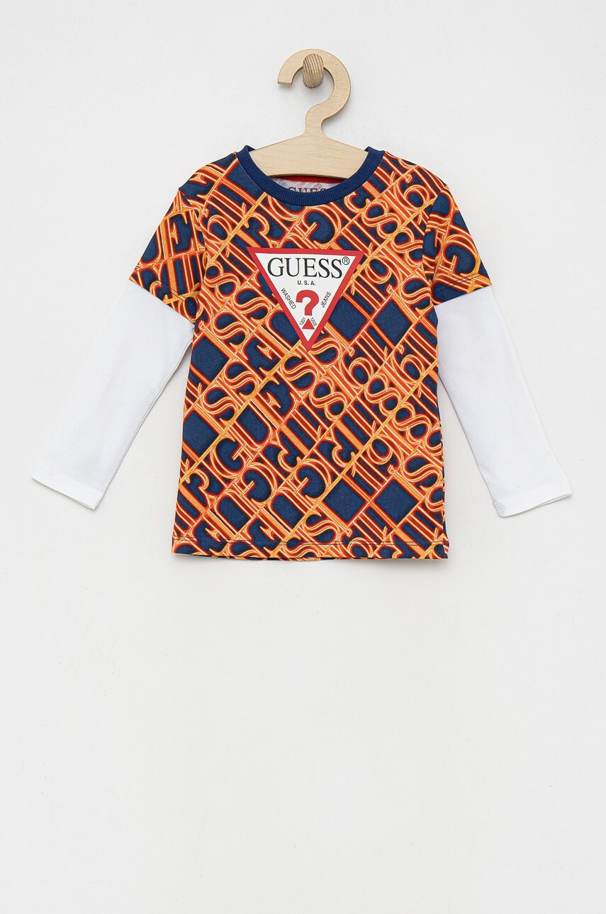 

Хлопковый детский лонгслив Guess цвет оранжевый с принтом