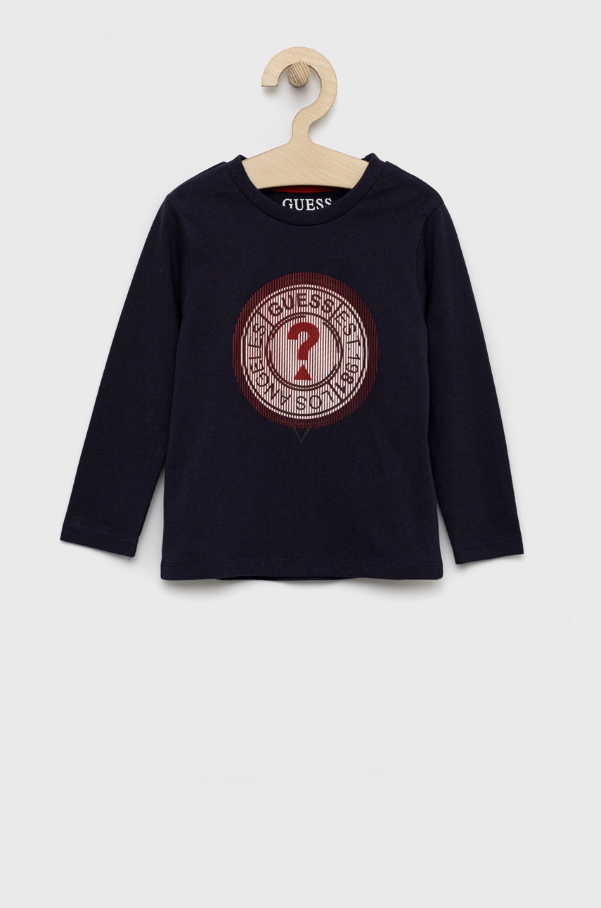 

Детска блуза с дълги ръкави Guess в тъмносиньо с апликация, Тъмносин