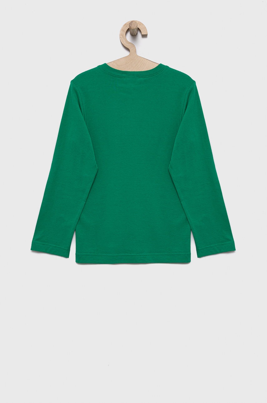 

Хлопковый детский лонгслив United Colors of Benetton цвет зелёный с принтом