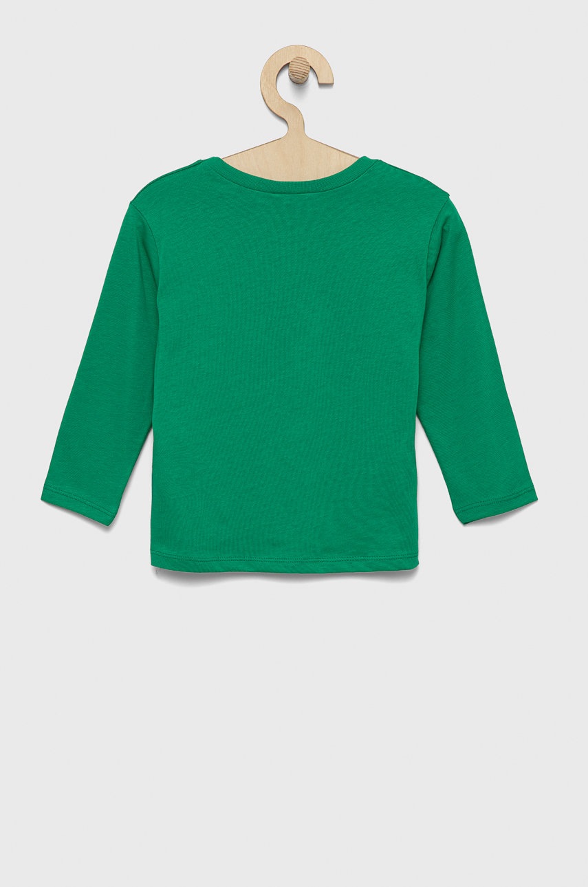 

Хлопковый детский лонгслив United Colors of Benetton цвет зелёный с принтом