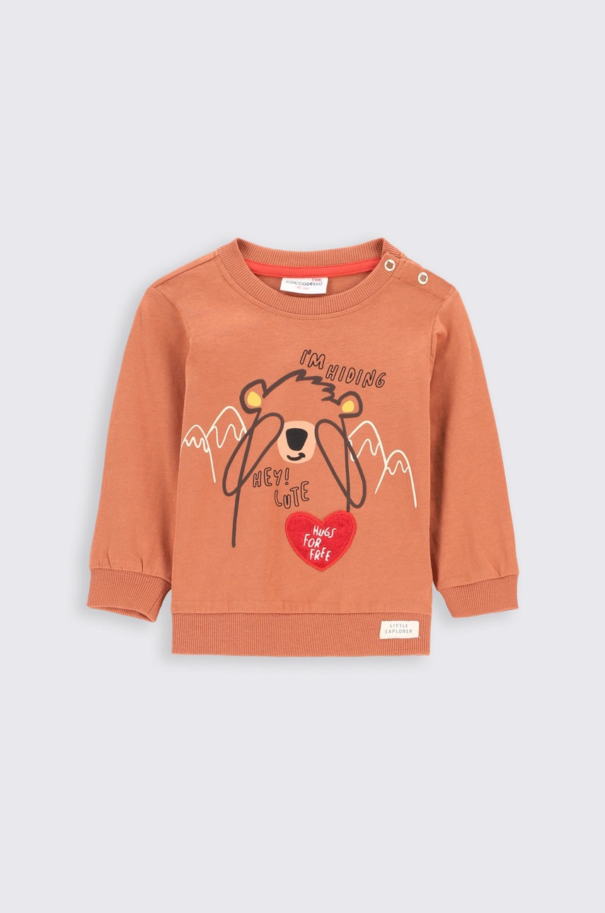 Бавовняна кофта для немовлят Coccodrillo колір коричневий з принтом