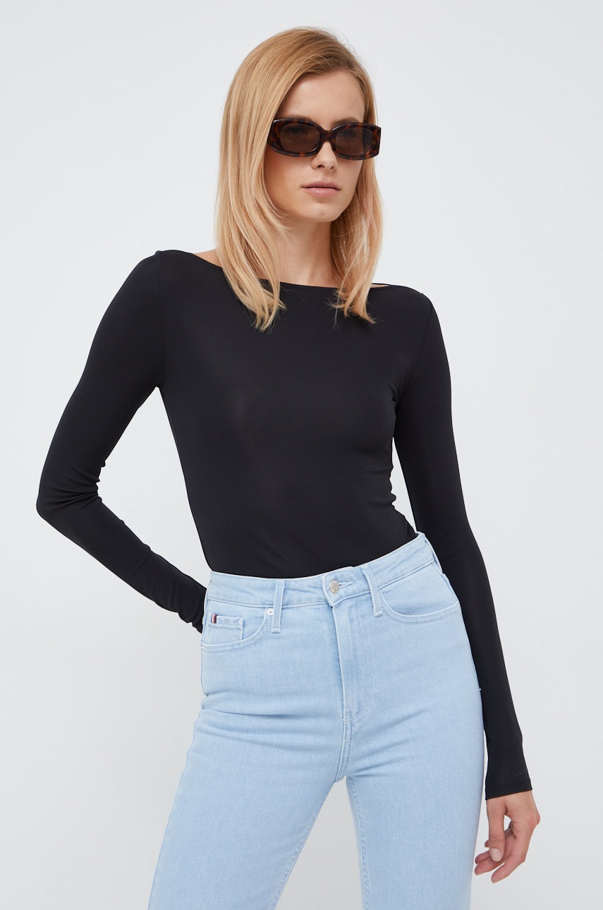 

Блуза Calvin Klein в черно с изчистен дизайн, Черен