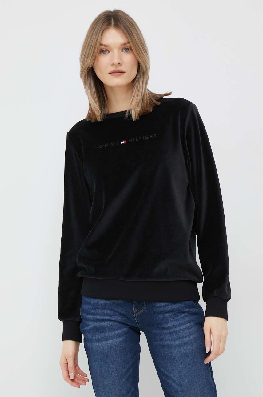 

Суичър Tommy Hilfiger в черно с изчистен дизайн, Черен
