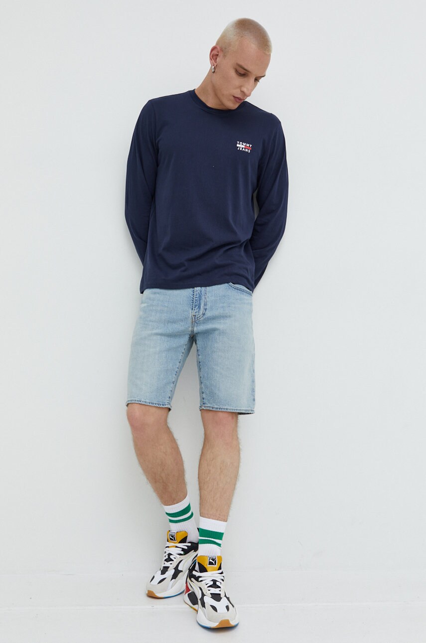 

Хлопковый лонгслив Tommy Jeans цвет синий с принтом