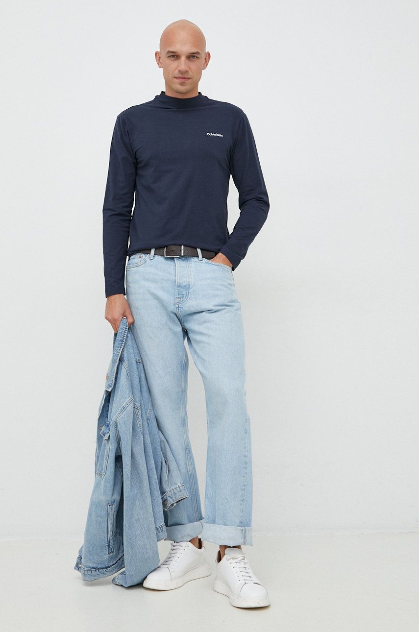 Tričko s dlouhým rukávem Calvin Klein tmavomodrá barva - námořnická modř - 94 % Bavlna