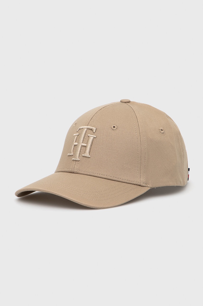 

Памучна шапка Tommy Hilfiger в бежово с десен, Бежов