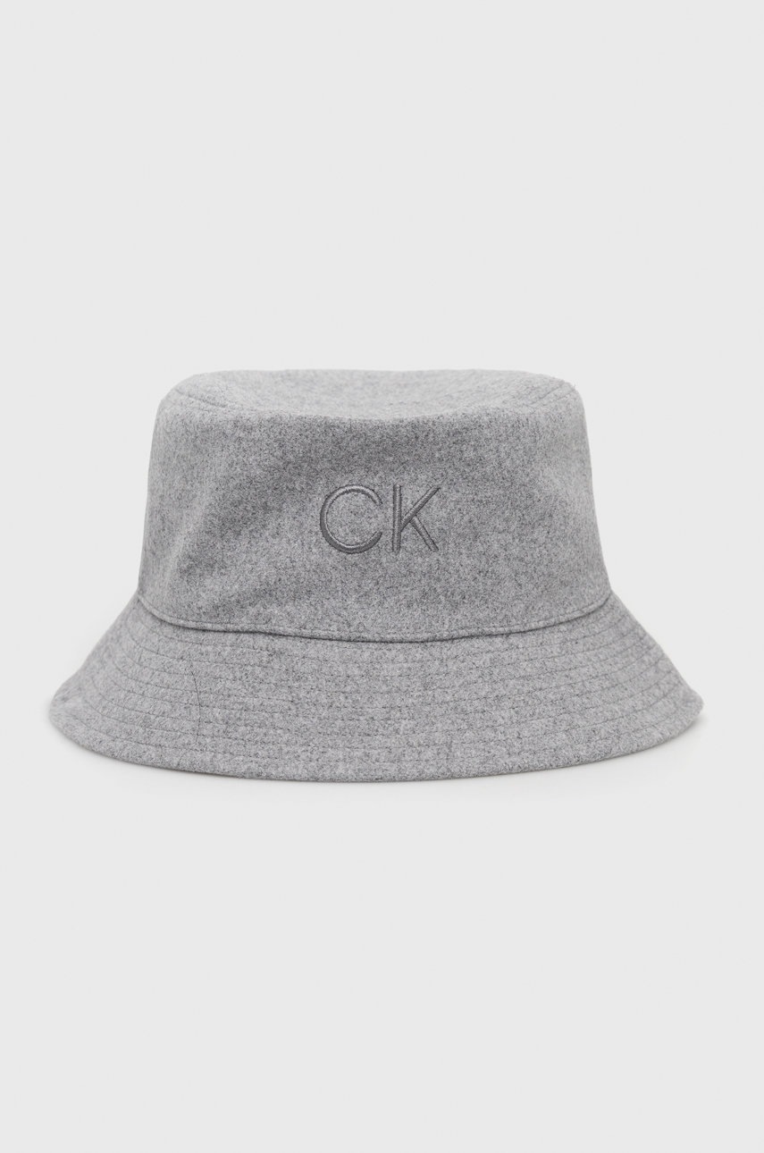 

Капела с две лица Calvin Klein в сиво, Сив