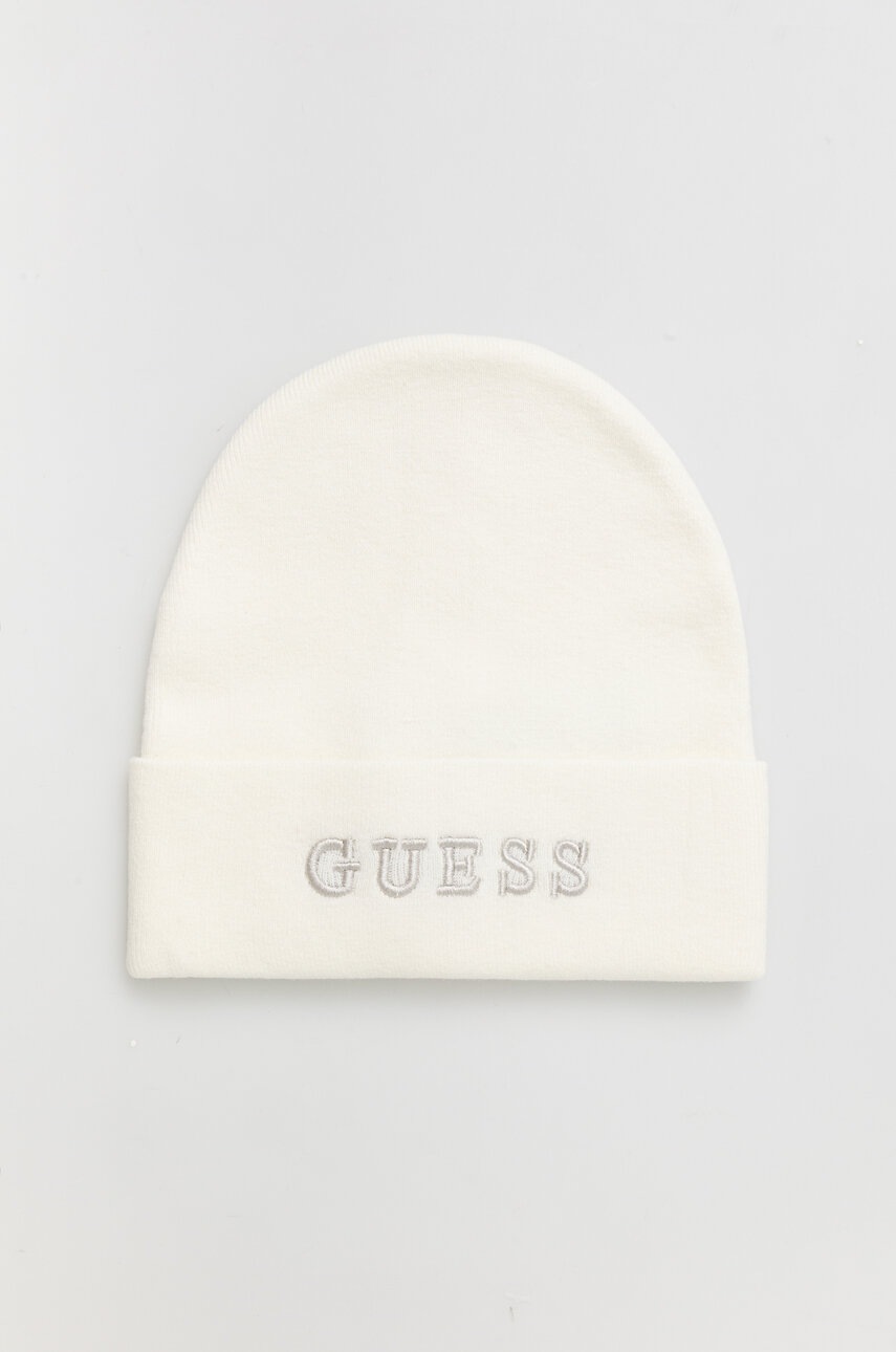 Čepice Guess bílá barva - bílá - 50 % Akryl