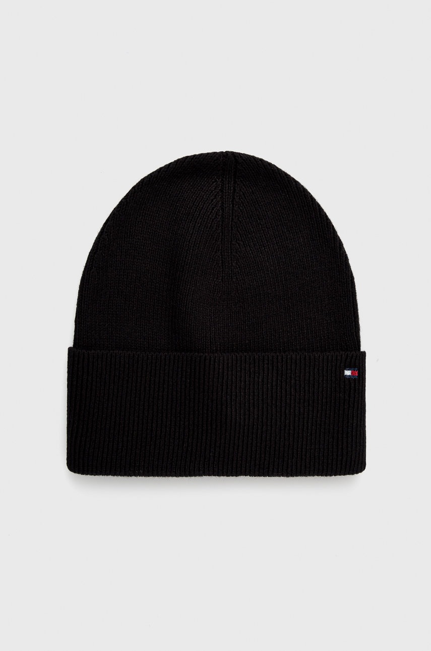 

Шапка Tommy Hilfiger в черно с фина плетка, Черен