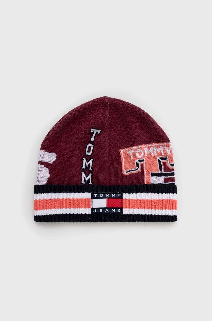 

Шапка Tommy Jeans цвет бордовый из тонкого трикотажа