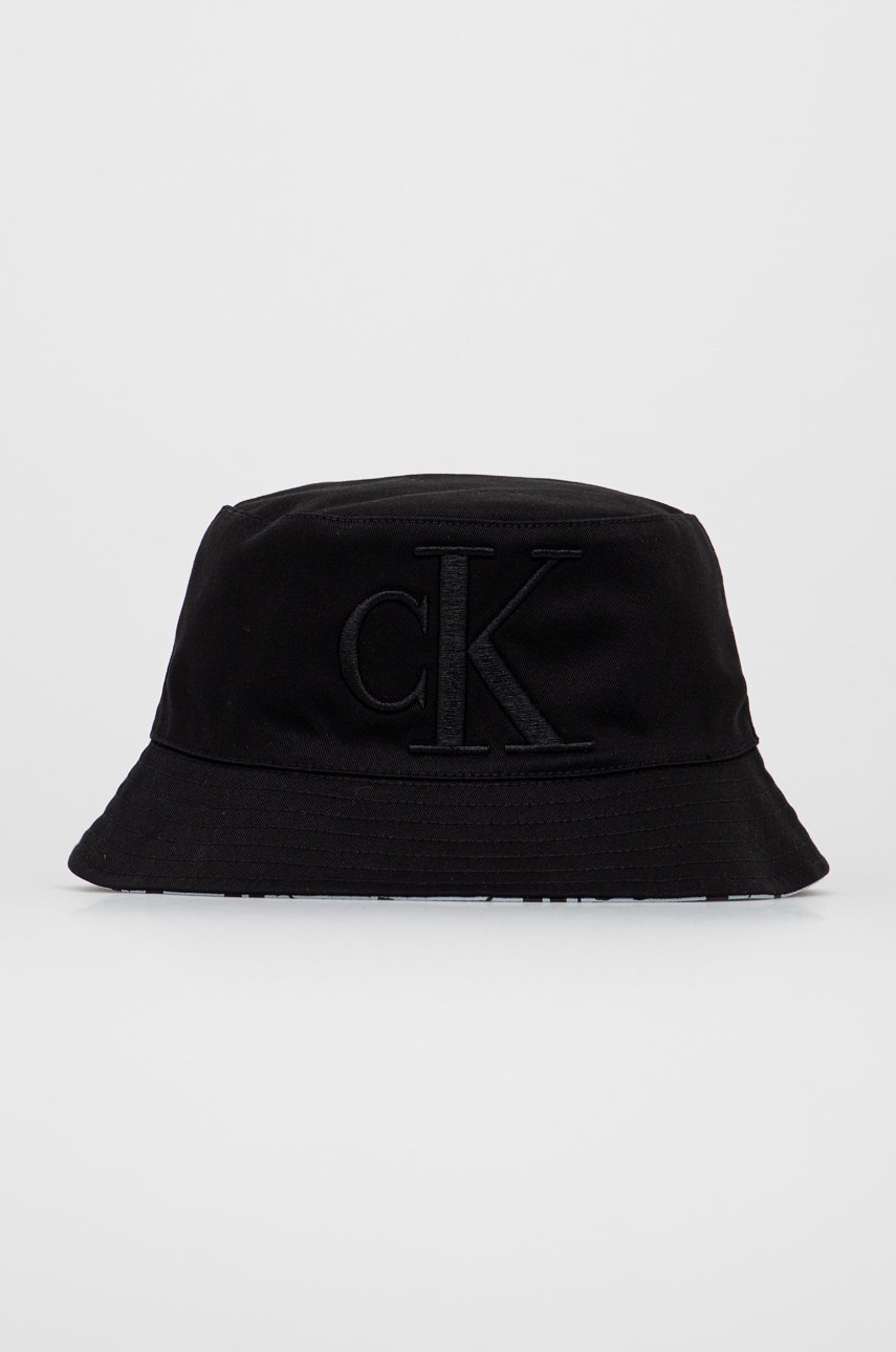 

Детска капела с две лица Calvin Klein Jeans в черно от памук, Черен