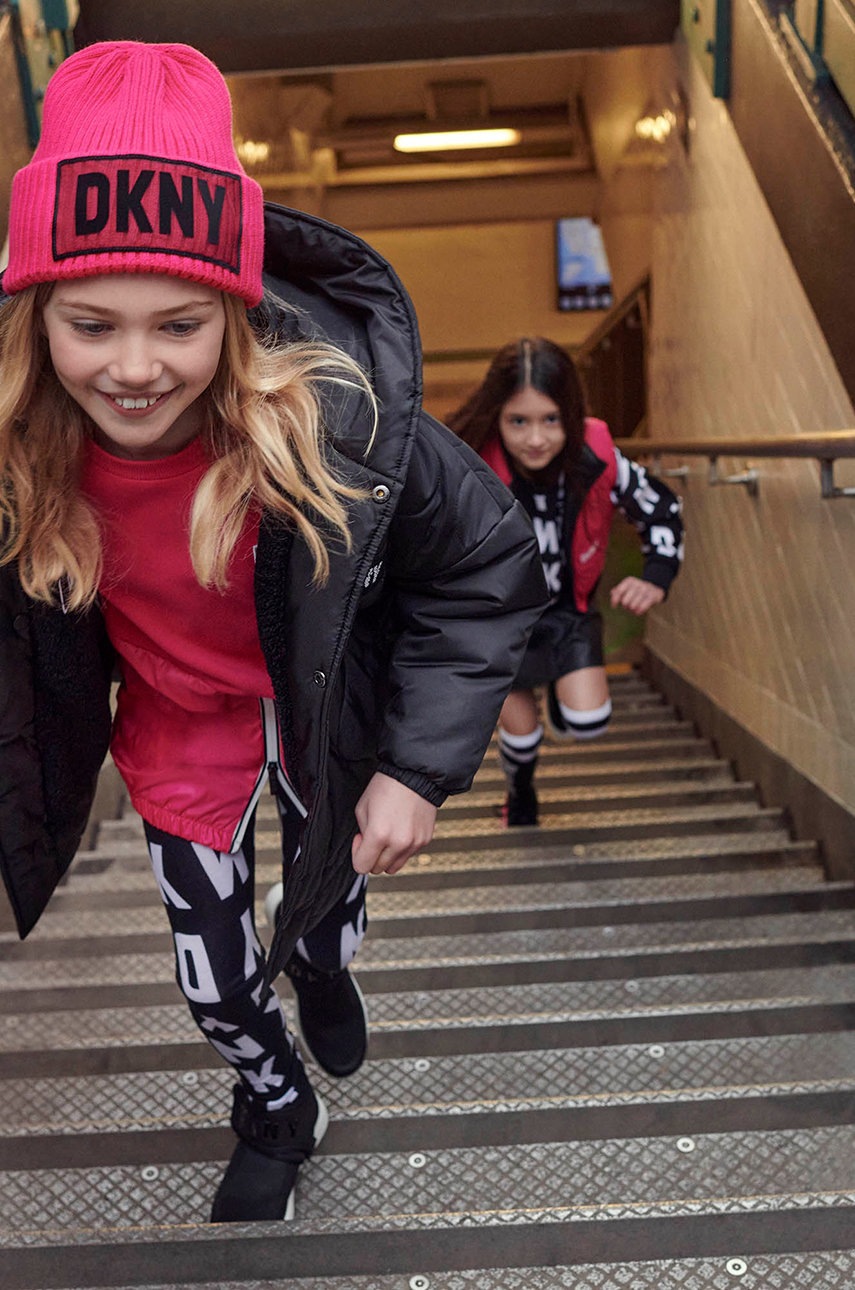 

Детска шапка Dkny в розово, Розов