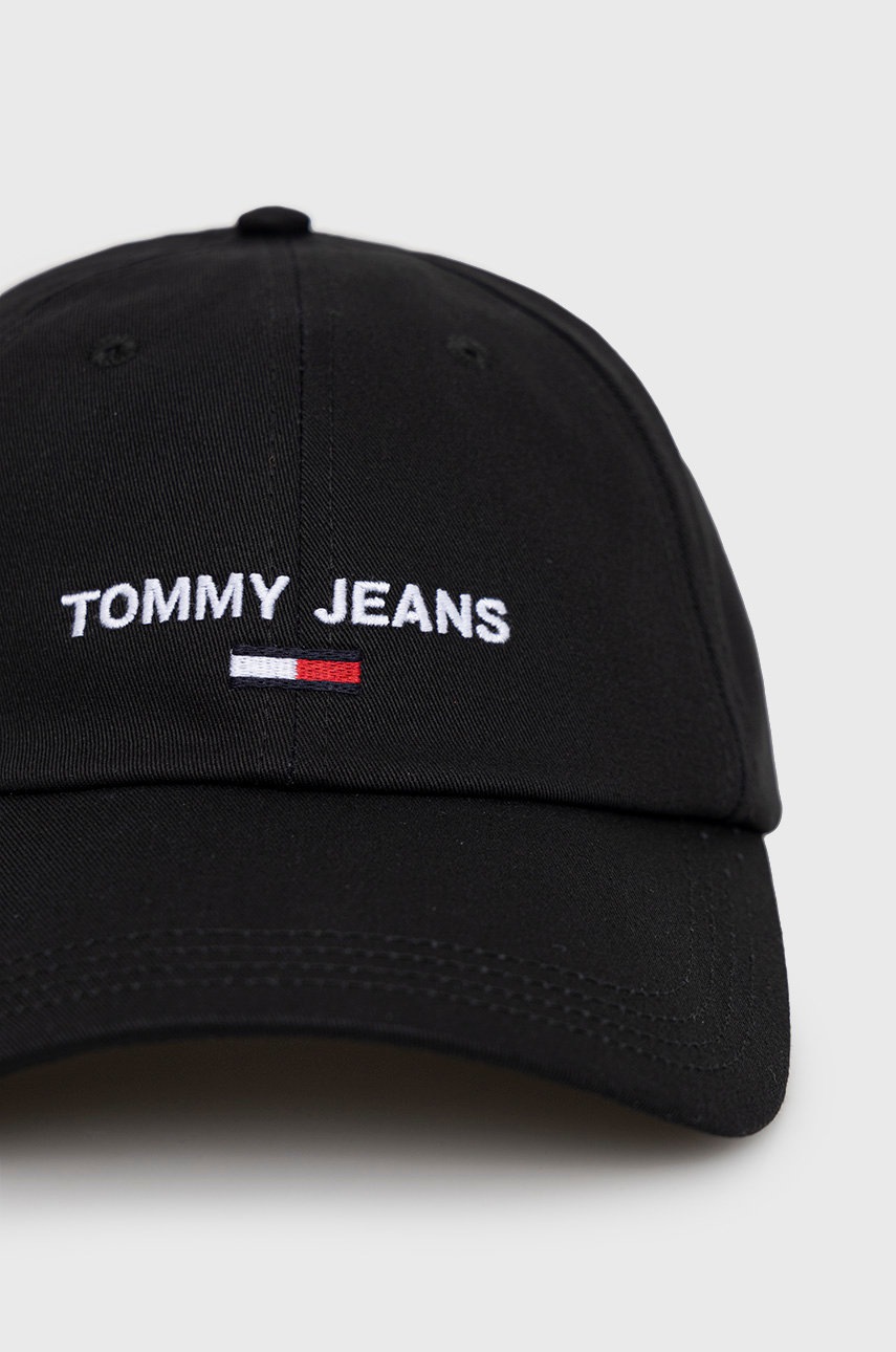 

Хлопковая кепка Tommy Jeans цвет чёрный с аппликацией