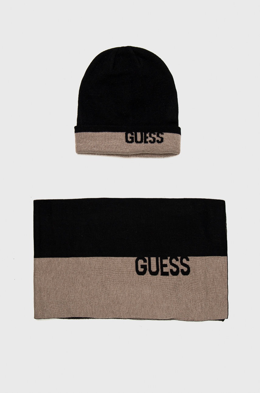 

Guess колір чорний
