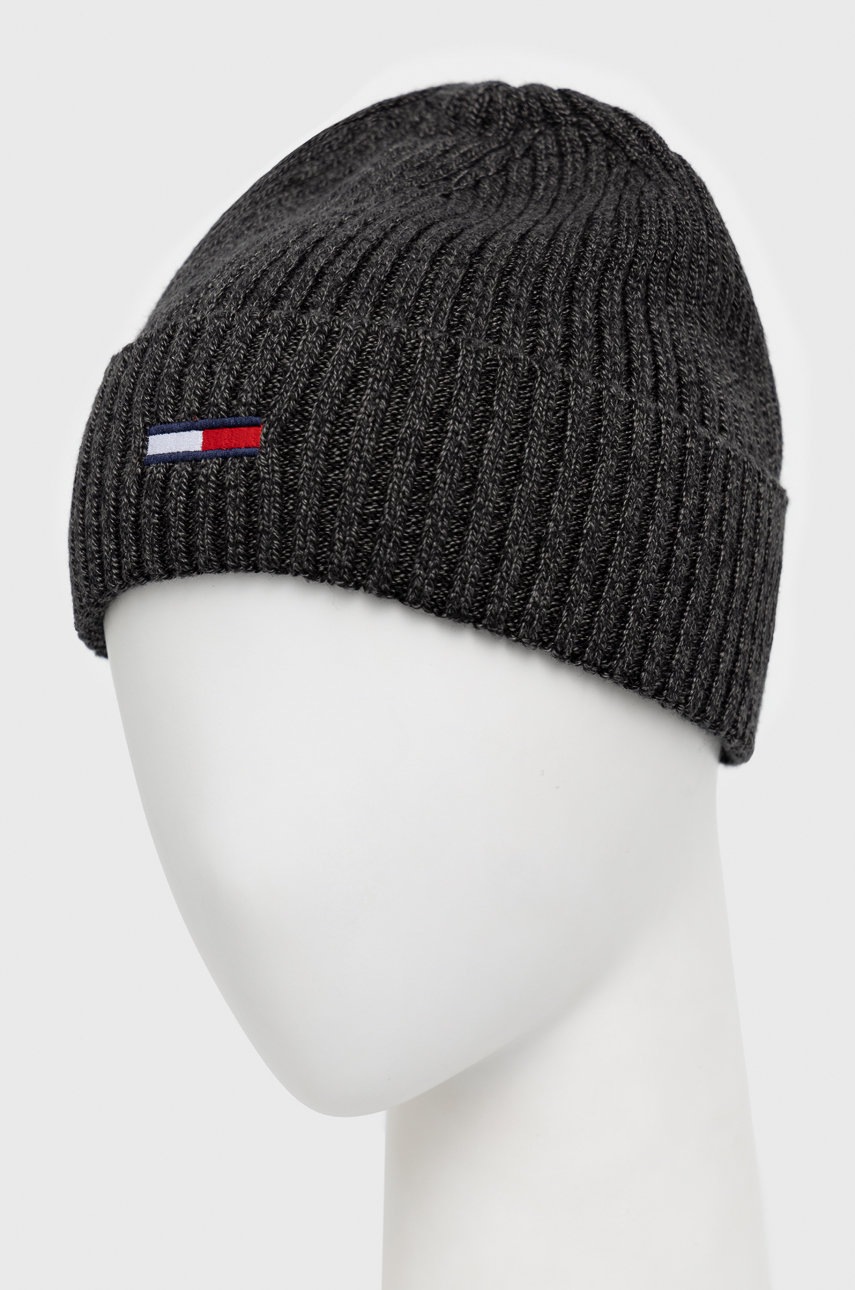 

Шапка Tommy Jeans колір сірий з тонкого трикотажу