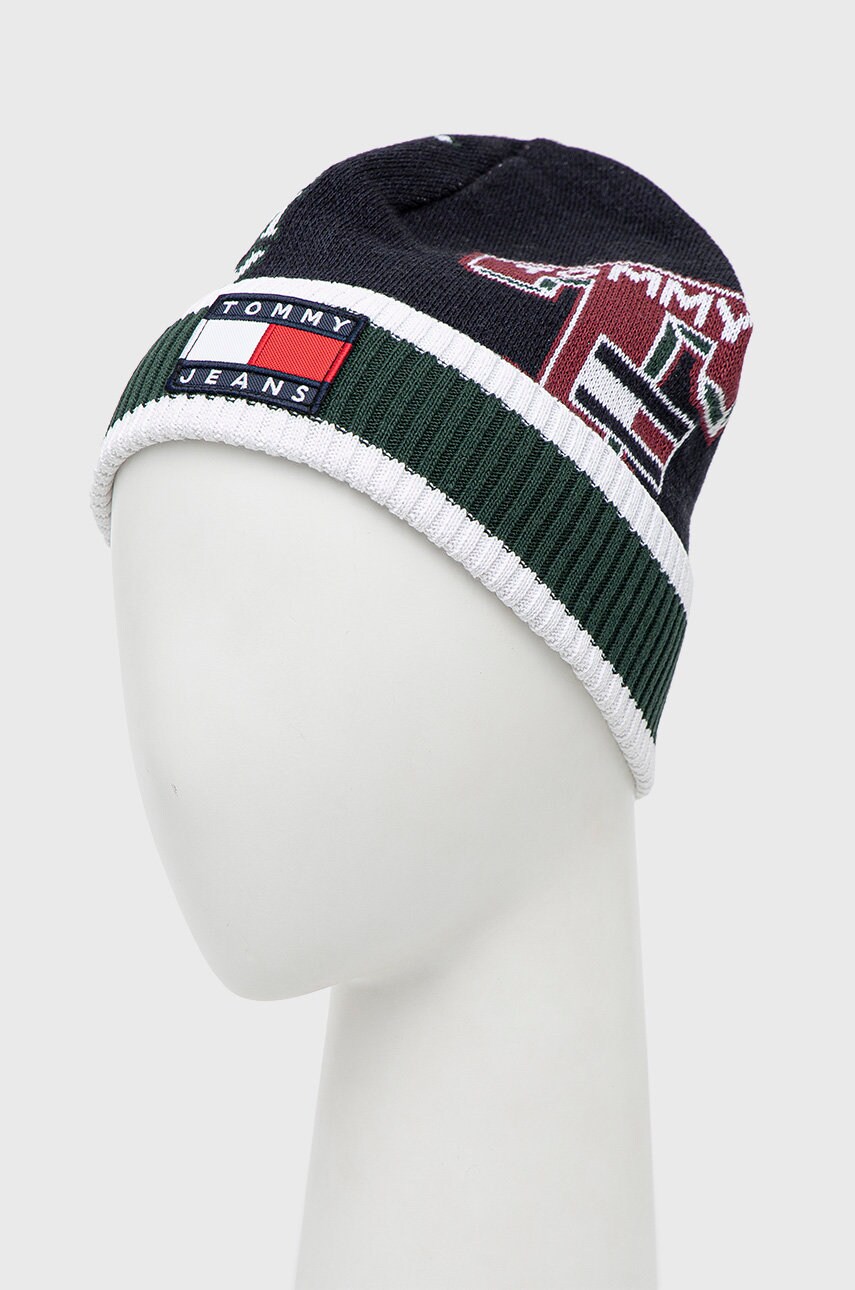

Шапка Tommy Jeans цвет зелёный из тонкого трикотажа