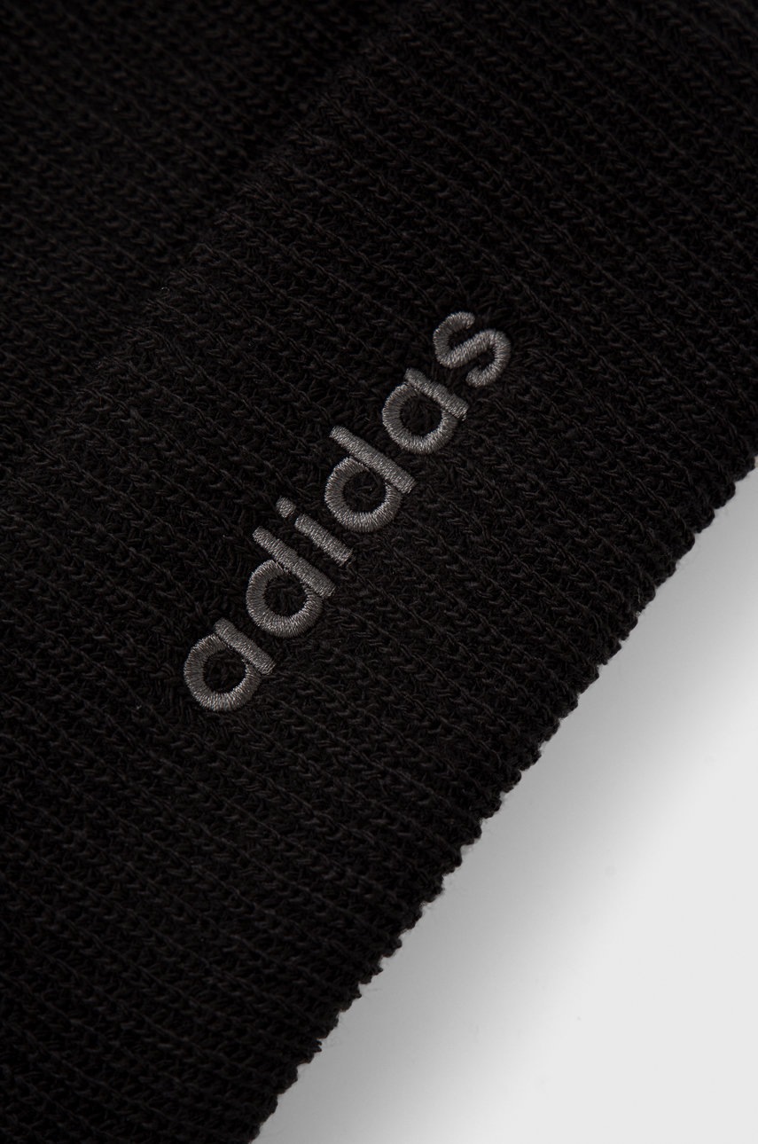 

Шапка adidas цвет чёрный