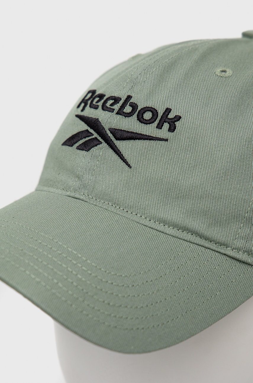

Хлопковая кепка Reebok цвет зелёный с аппликацией