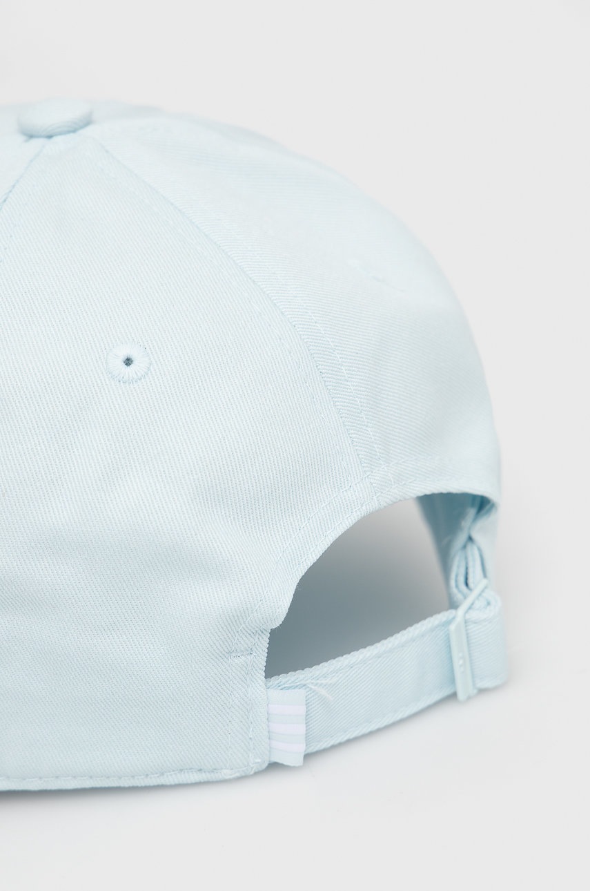 

Хлопковая кепка adidas Originals Traceable Series с аппликацией