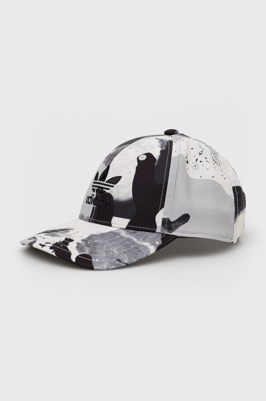 

Шапка adidas Originals в сиво с десен, Сив