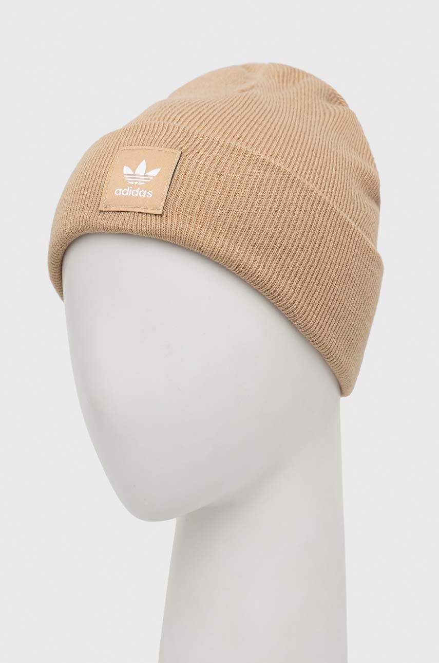 

Шапка adidas Originals цвет бежевый