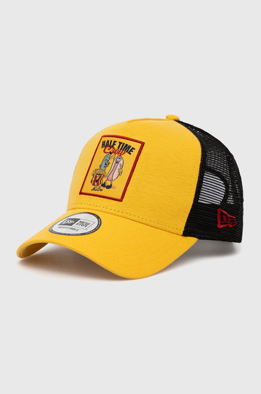 

Шапка с козирка New Era в жълто с апликация, Жълт