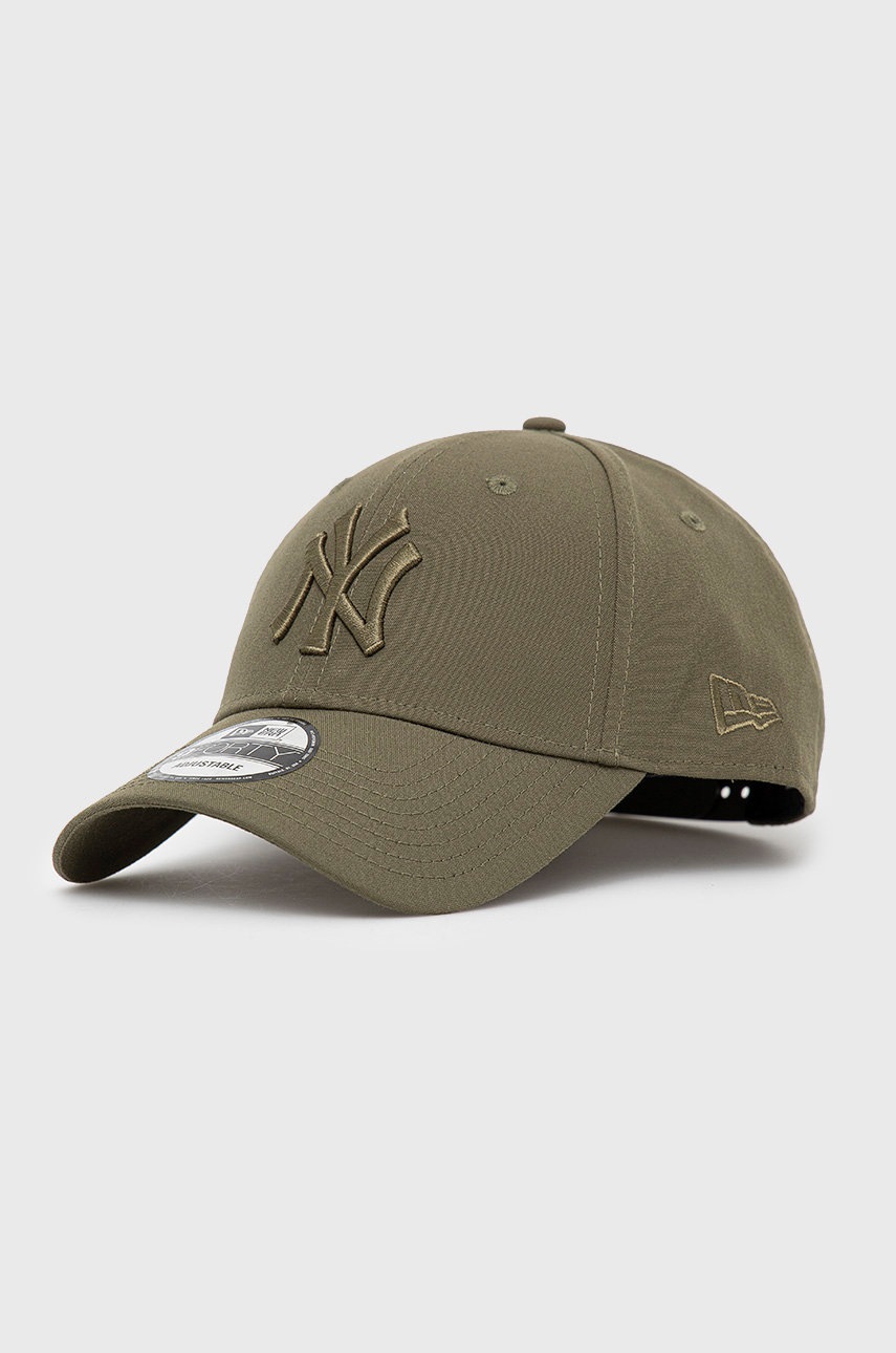 

Шапка с козирка New Era в зелено с апликация, Зелен