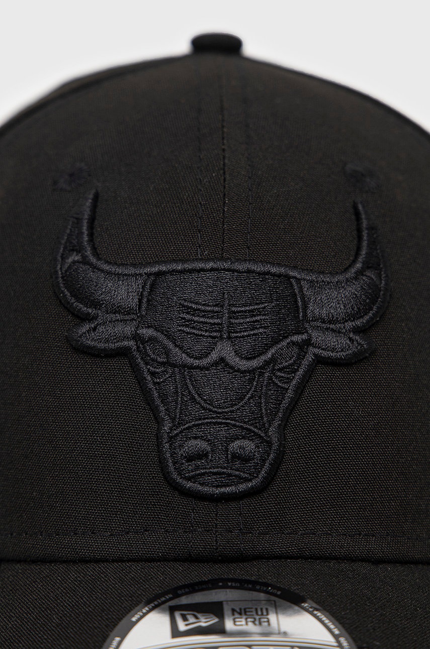 

Кепка New Era колір чорний з аплікацією