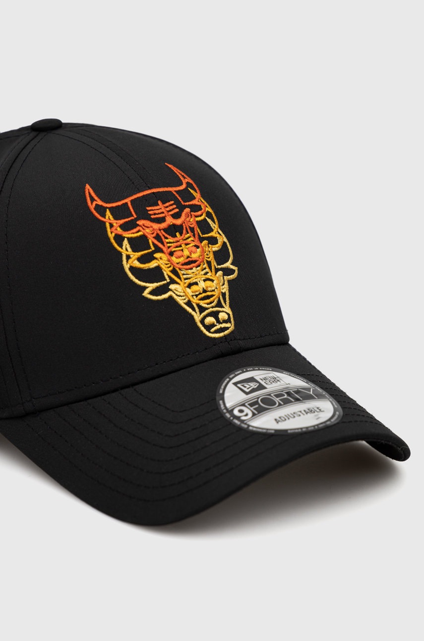 

Шапка New Era цвет чёрный с аппликацией