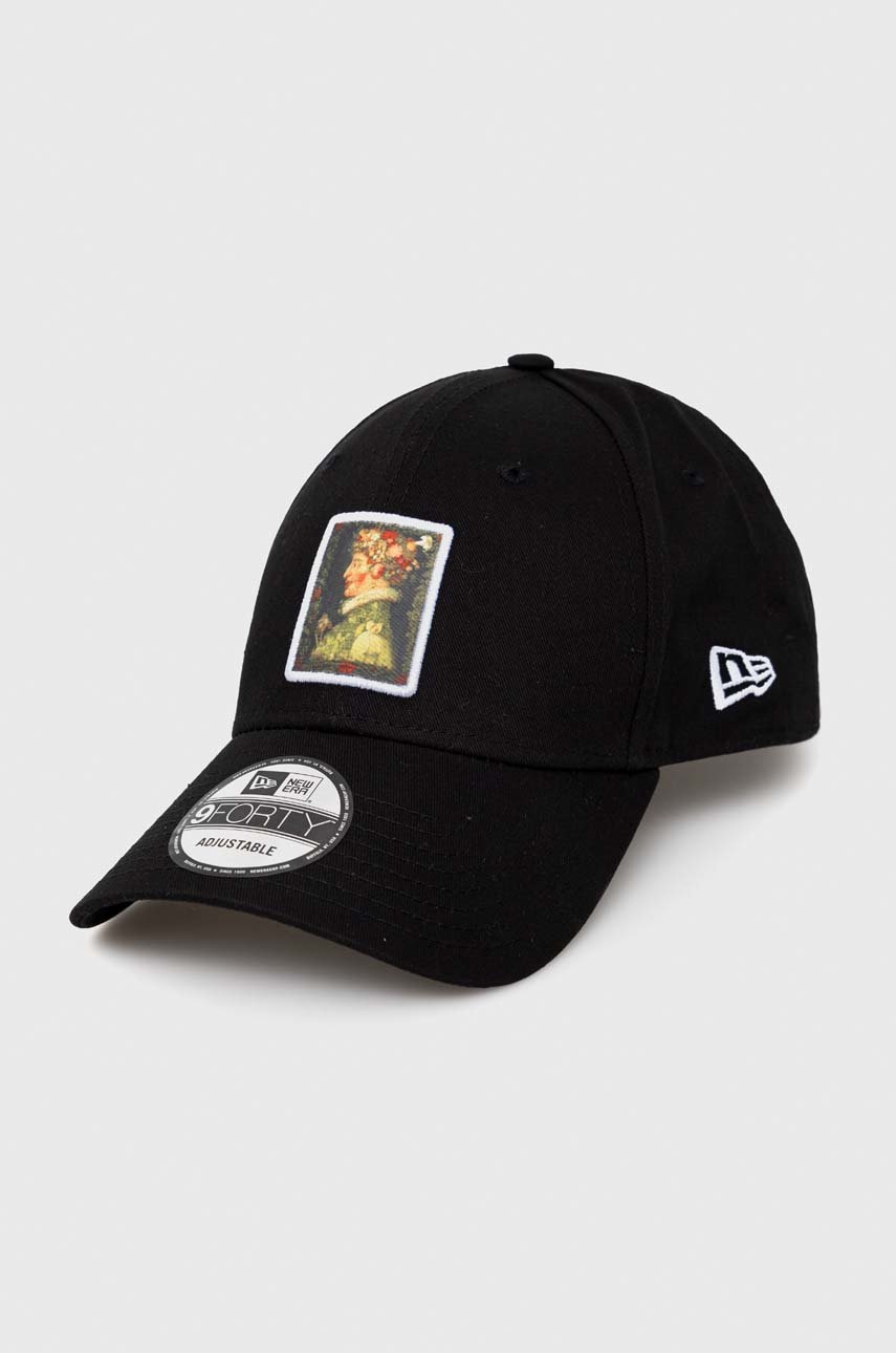 

Памучна шапка с козирка New Era в черно с апликация, Черен