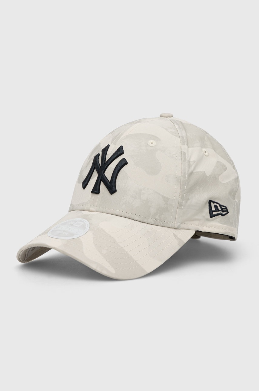 

Шапка с козирка New Era в сиво с апликация, Сив