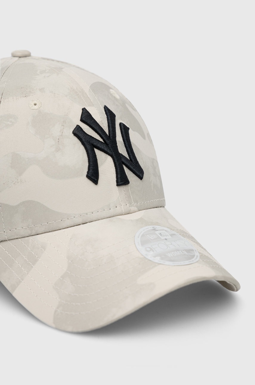 

Кепка New Era колір сірий з аплікацією