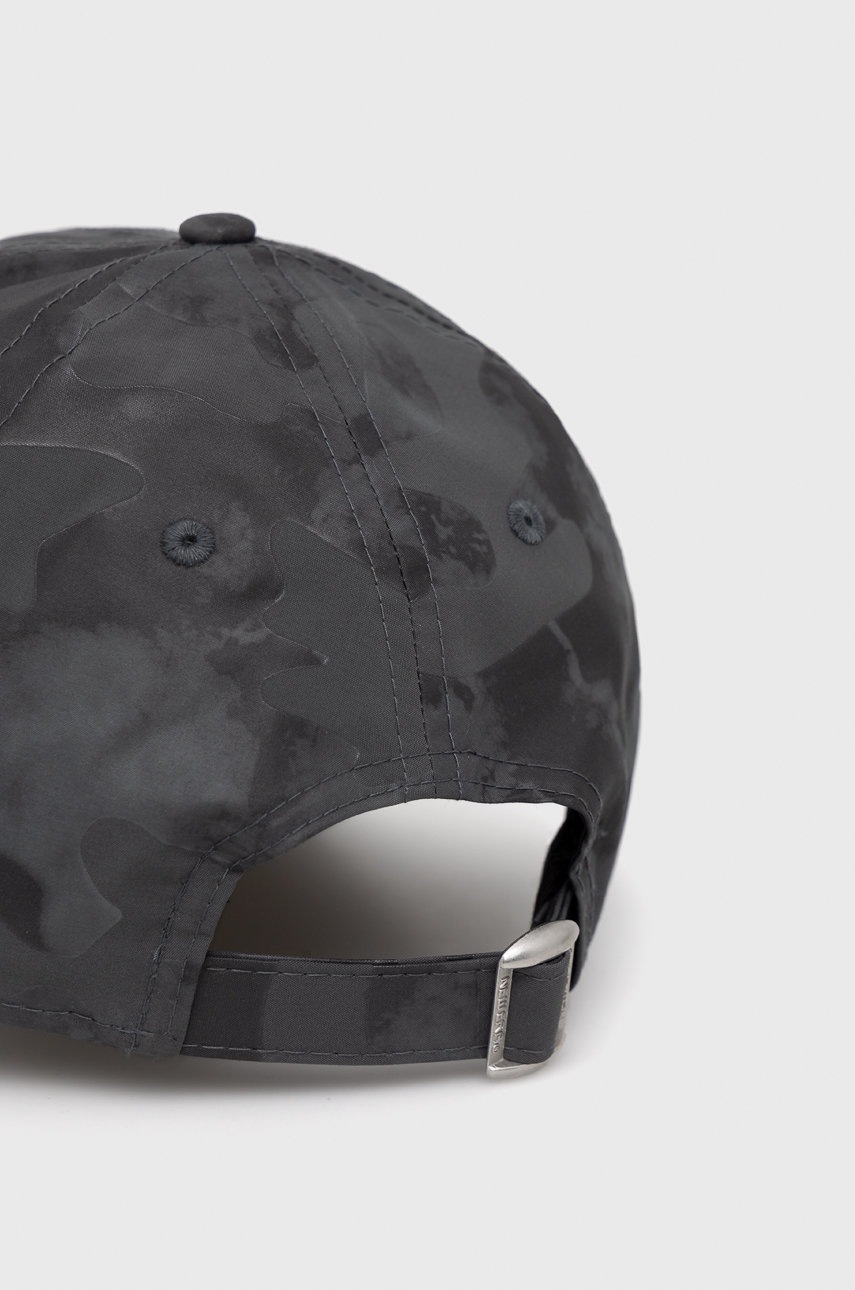 

Шапка New Era колір сірий з аплікацією