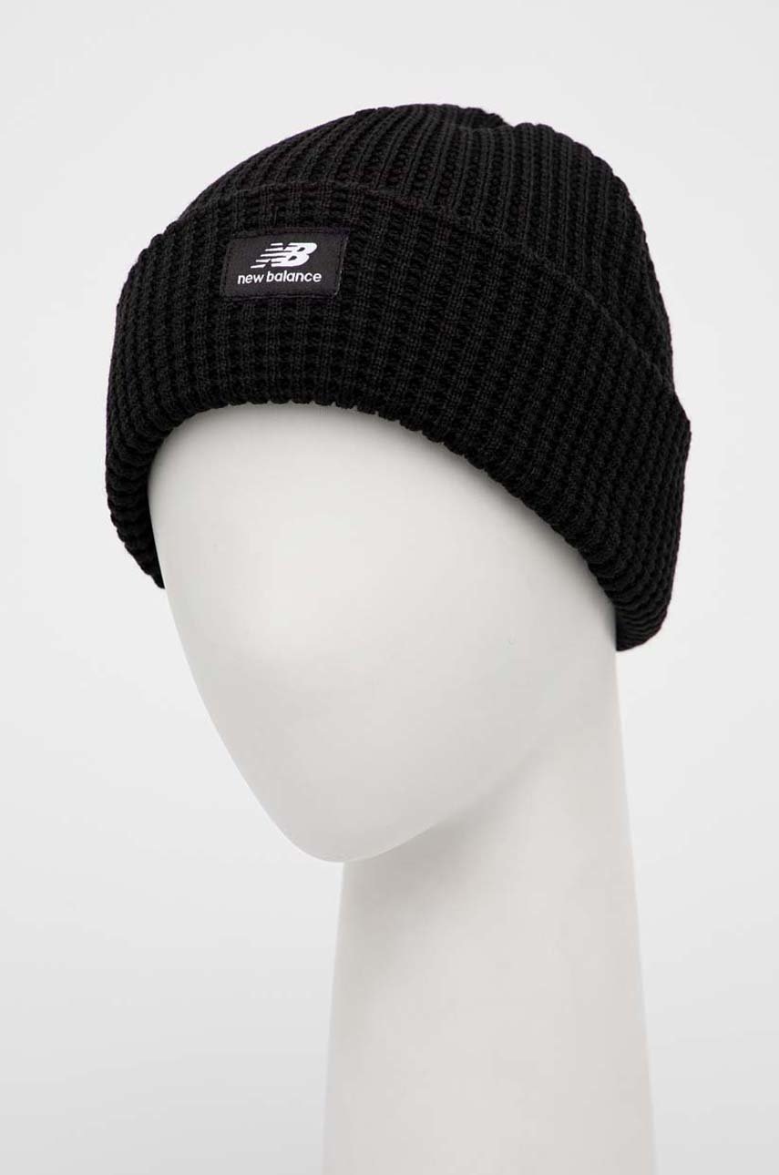 

Шапка New Balance в черно, Черен