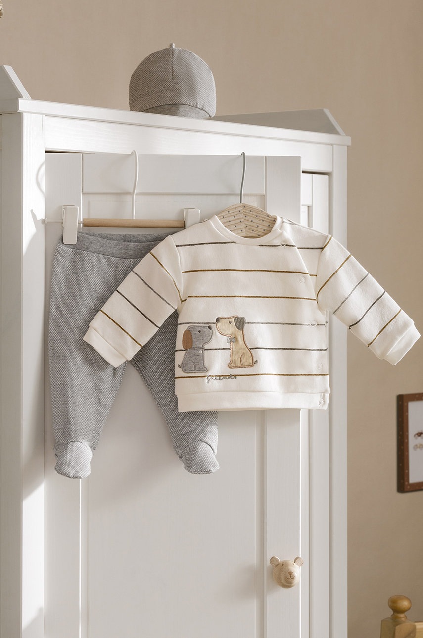 

Комплект за бебета Mayoral Newborn в сиво, Сив